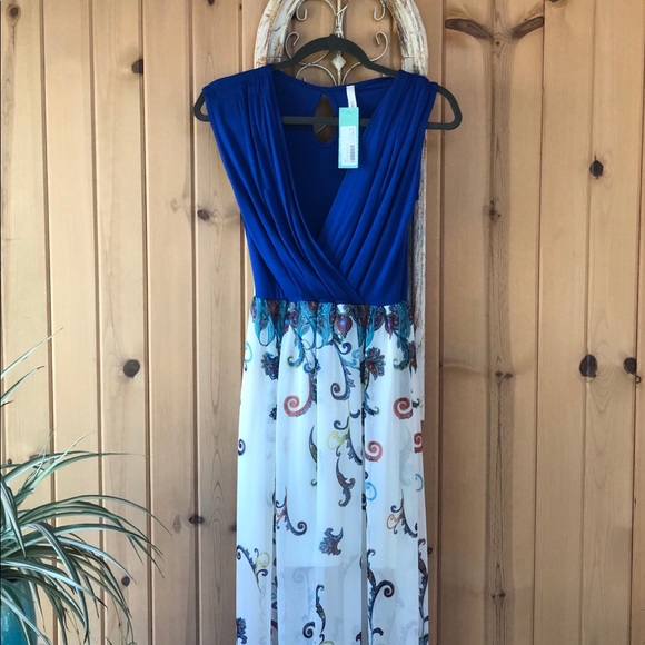 Gilli Dresses & Skirts - Gilli NWT Maxi Dress Size M